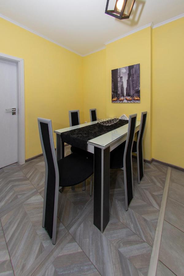 Double Room Flat In The Heart Of Students Town Sofia Extérieur photo